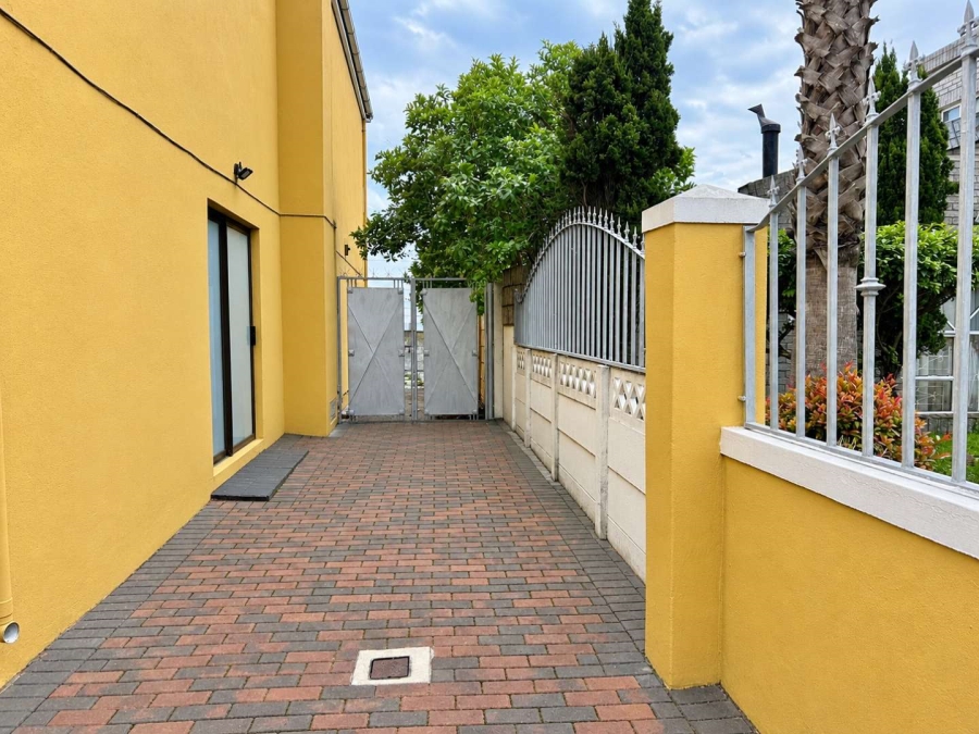 4 Bedroom Property for Sale in Montana Western Cape